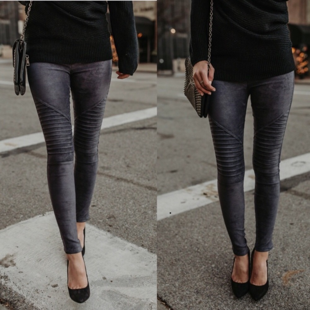 ❗️LAST ONE❗️Gray Suede Moto Leggings